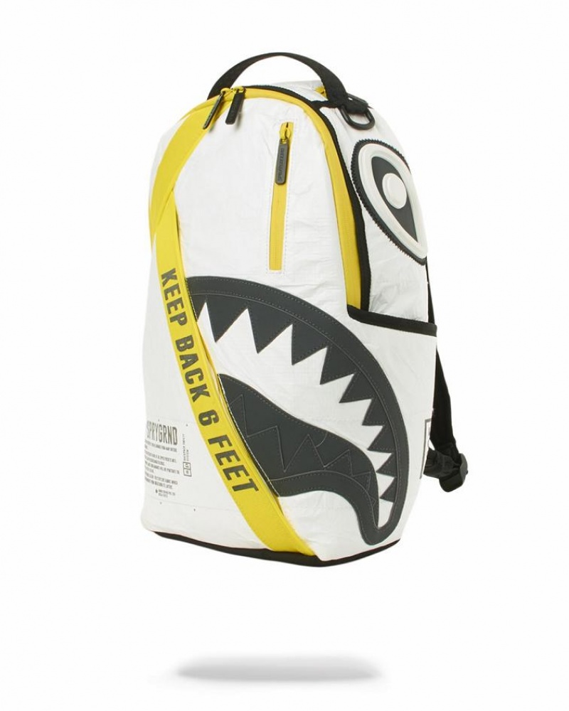 Black White Men's Sprayground Pack Tyvek 3m Shark Backpacks | BUAK82035