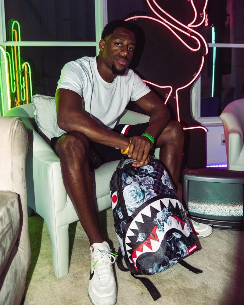 Black White Men's Sprayground Sharks In Paris Nightfall Backpacks | TCOK14765