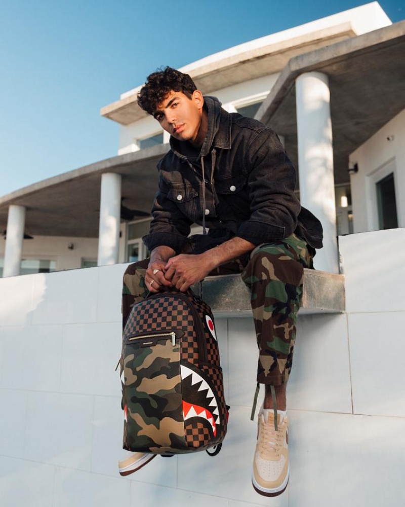 Brown Men's Sprayground Exterior Gold Zip Pocket Sharks In Paris Backpacks | QPOI32018