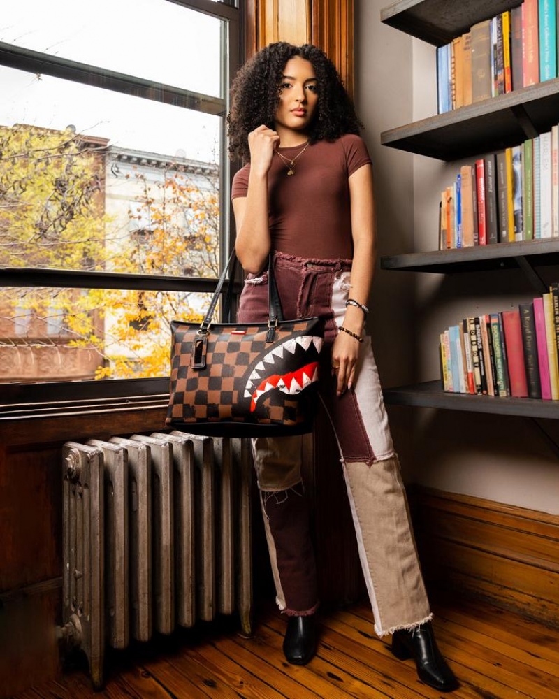 Brown Women's Sprayground Sharks In Paris Vanquish Tote Bags | PQFC97360