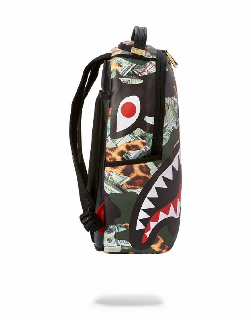 Multicolor Men's Sprayground Hero Shark Backpacks | XNWM68094