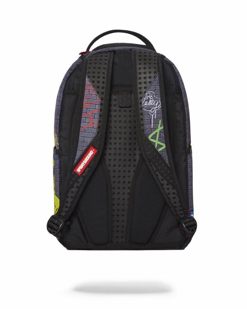 Multicolor Men's Sprayground Vertical Shark Backpacks | KHYF36547