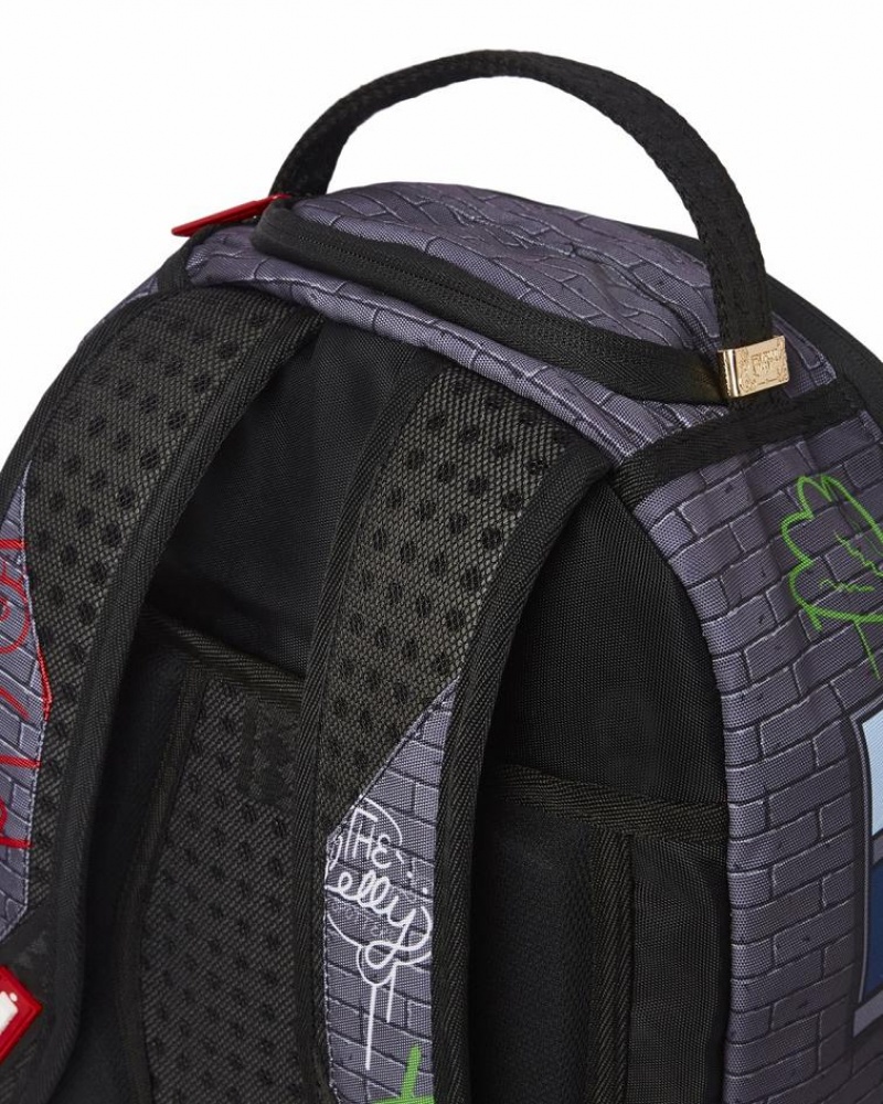 Multicolor Men's Sprayground Vertical Shark Backpacks | KHYF36547