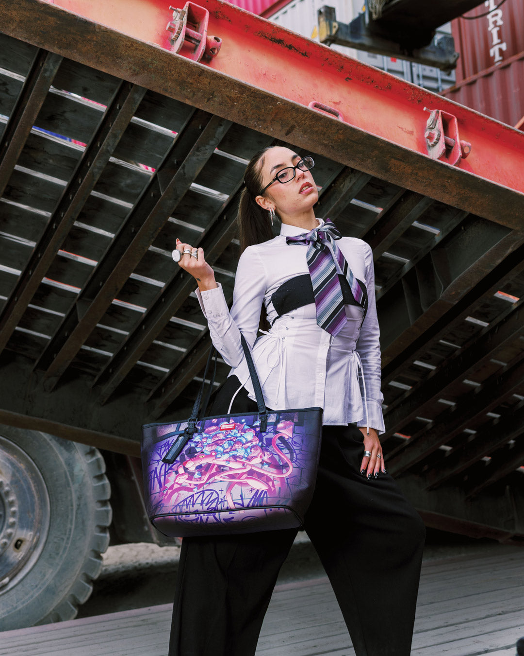 PINK PANTHER DIAMOND HEIST TOTE - Image 2