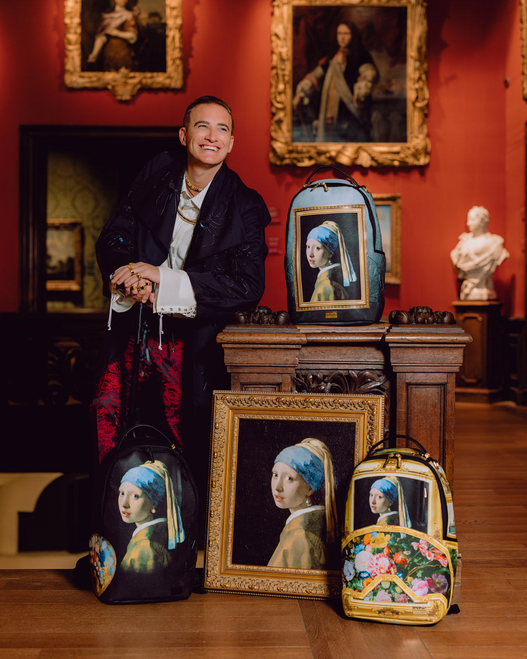 MAURITSHUIS MUSEUM 3D FRAME GIRL WITH A PEARL EARRING COLLAB BACKPACK - Image 6