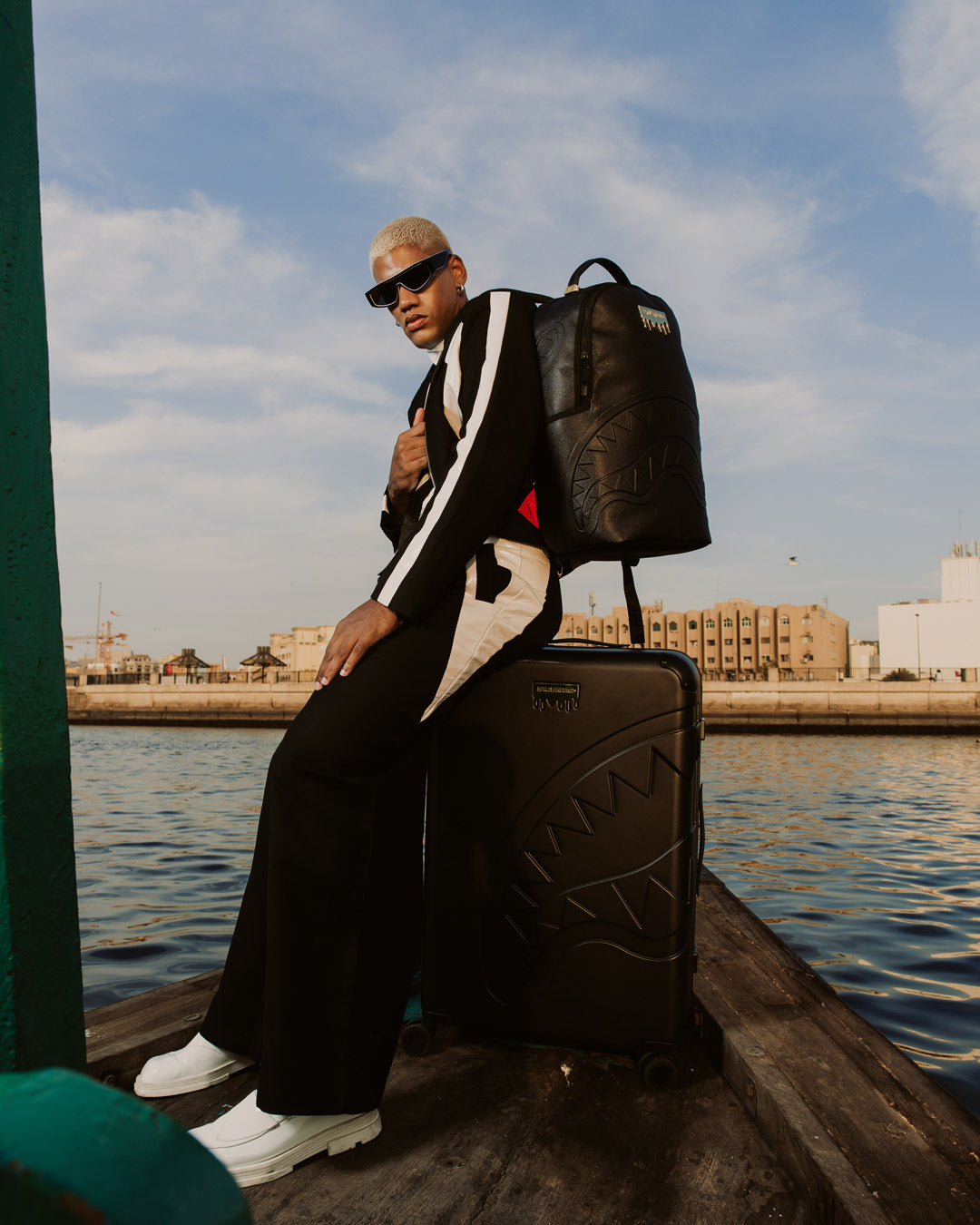 GOLD BRICK DRIP FULL-SIZE LUGGAGE - Image 2