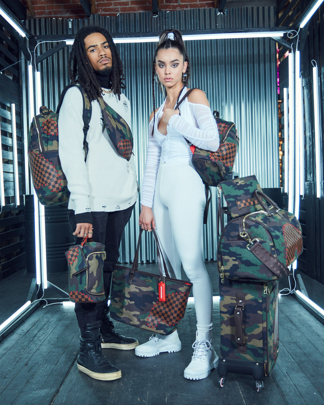 THE PARADOXX SHARK SAVVY CROSSBODY - Image 6