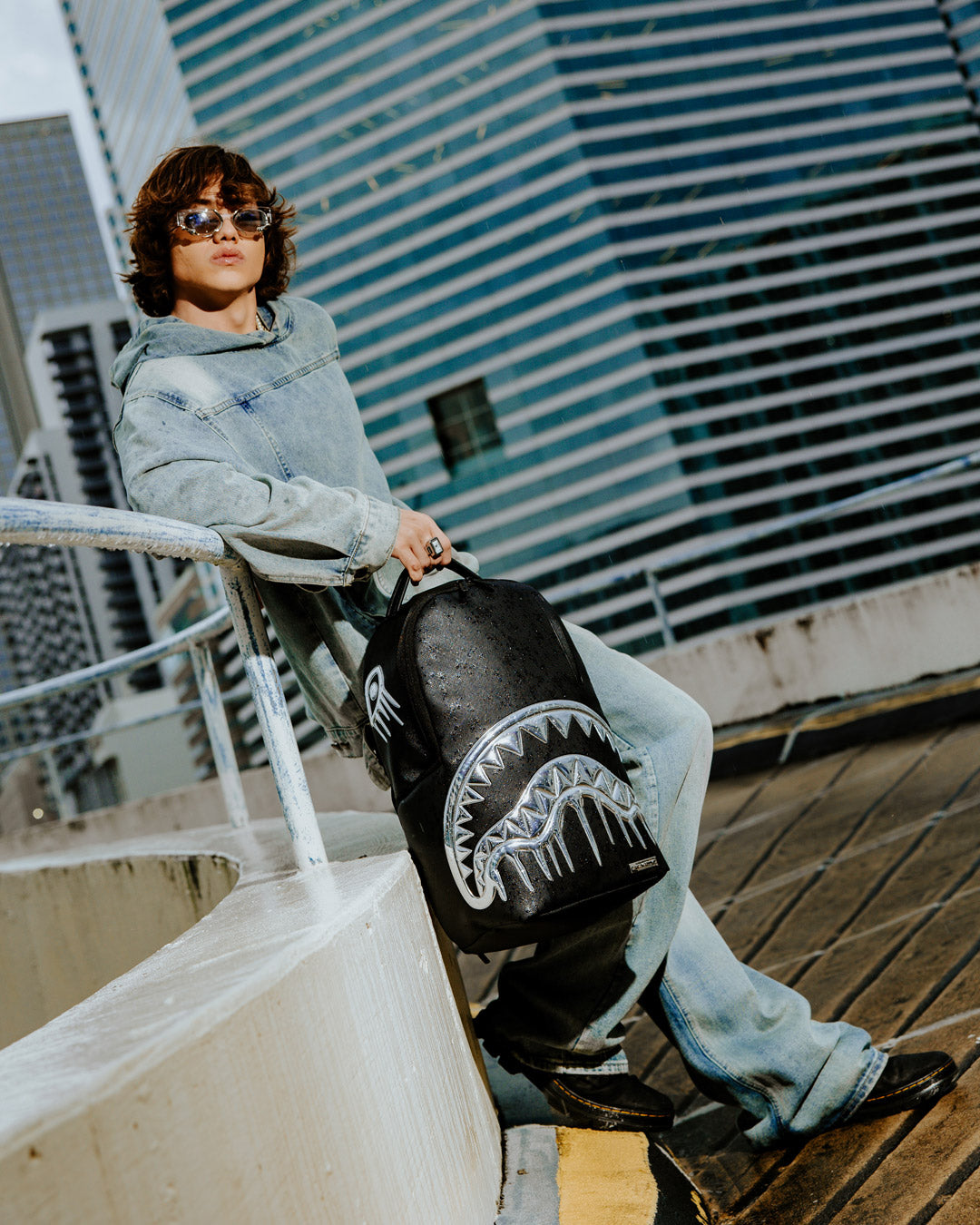 METALLIC TO THE TOUCH EXTRA DRIP BACKPACK - Image 2