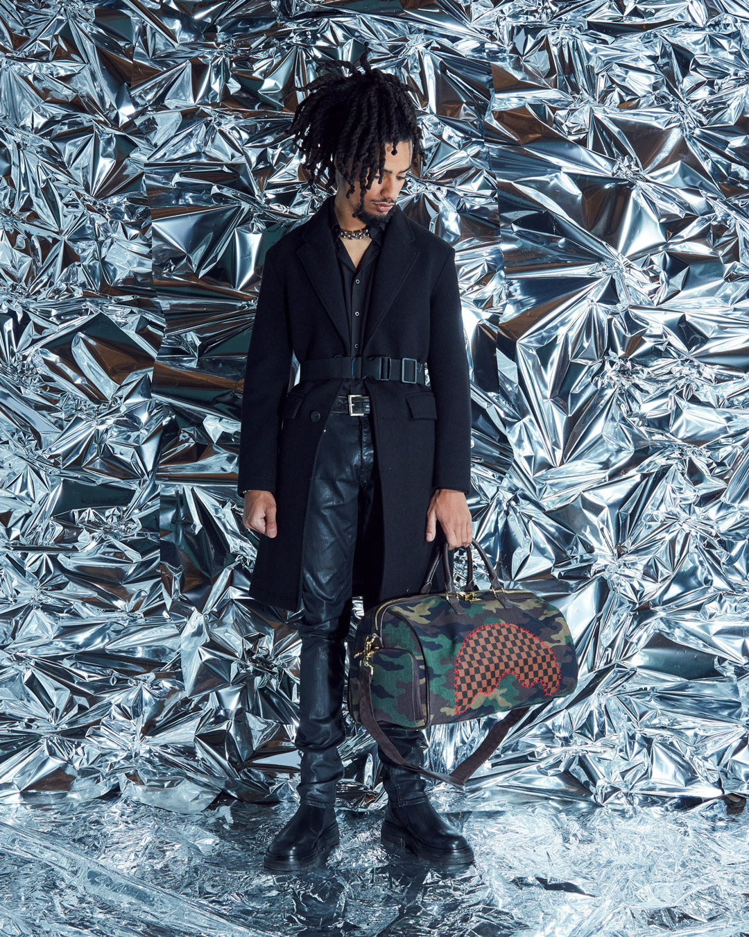 THE PARADOXX SHARK DUFFLE - Image 4