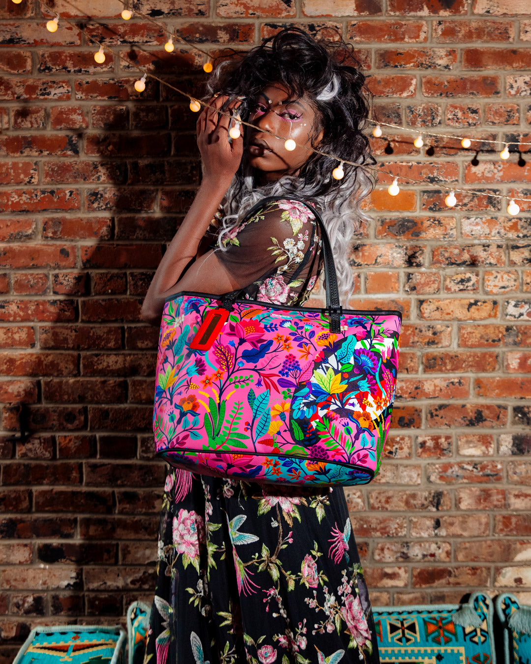AVANT GARDEN TOTE - Image 2