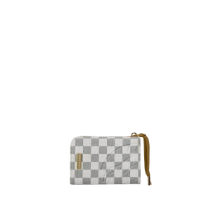 THE PRIVATE JET SHARK CLUB ?C HIGH ALTITUDE WALLET