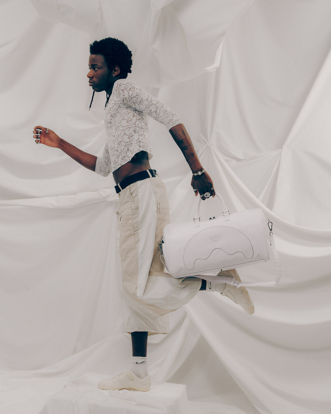 THE HEADQUARTERS ?C REFLECTION DUFFLE - Image 8