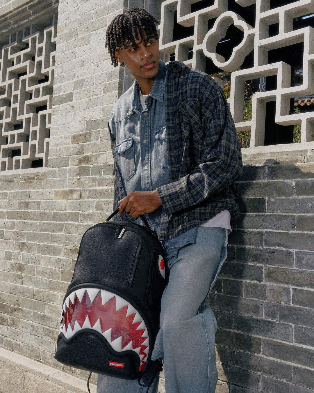 BIG BITE LUCID CLEAR SHARK BITE BACKPACK - Image 10